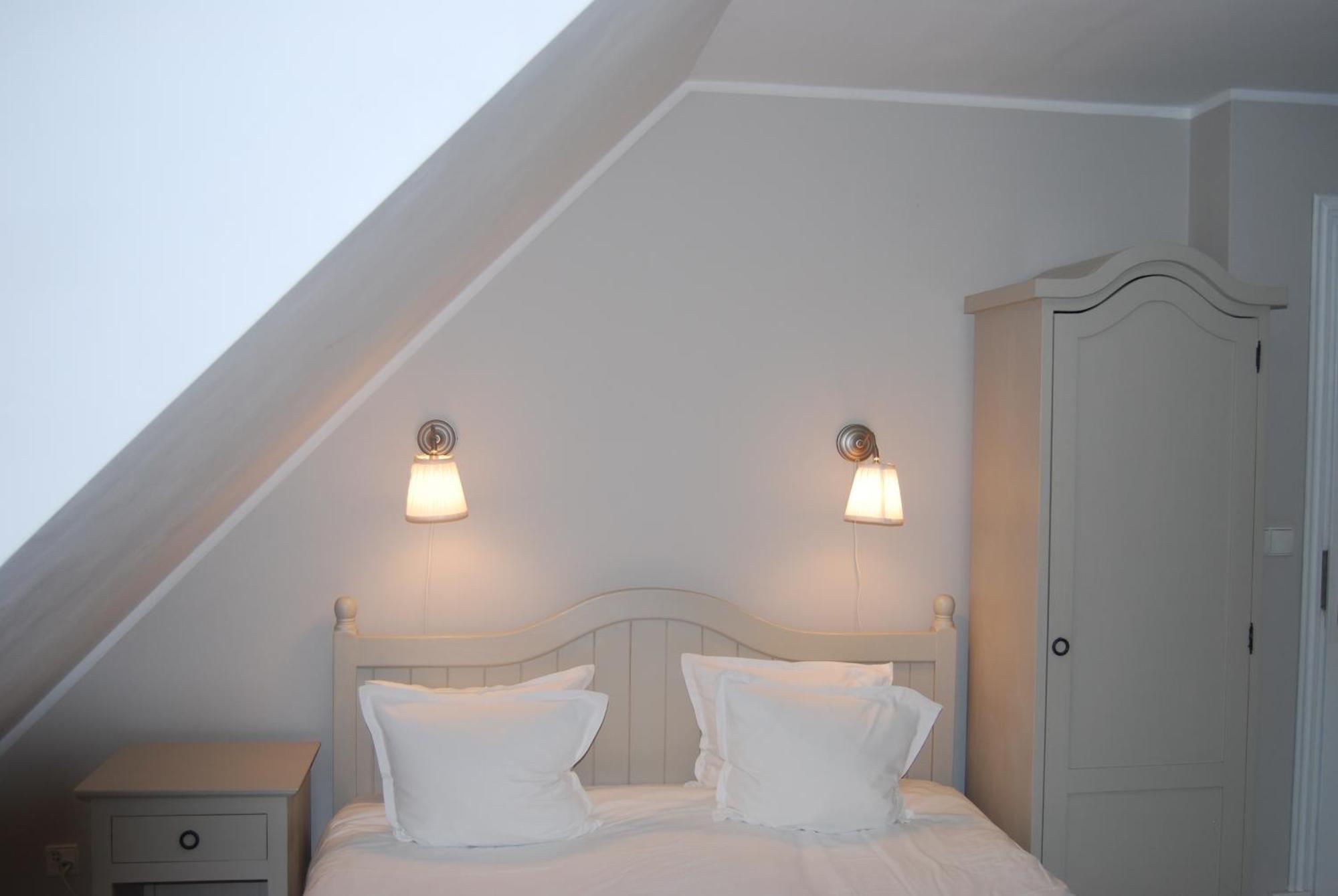 Villa Park Wiselka Spa & Wellness Buitenkant foto